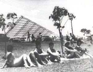 Início da construção do ginásio